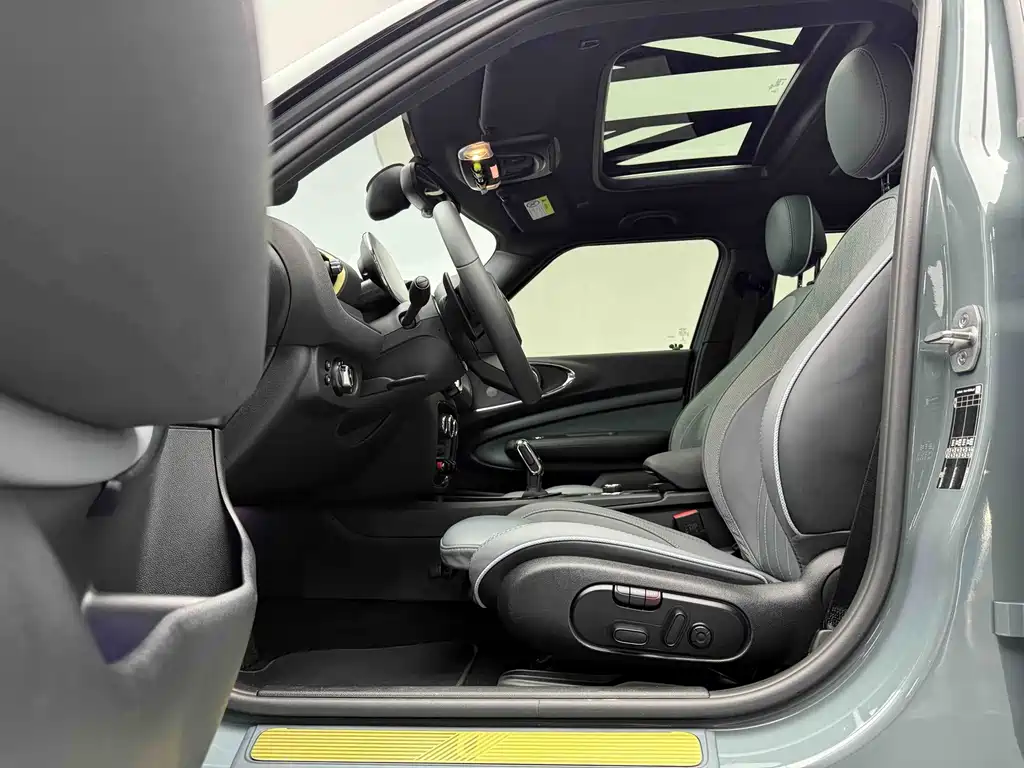MINI Mini Clubman — миниатюра 9