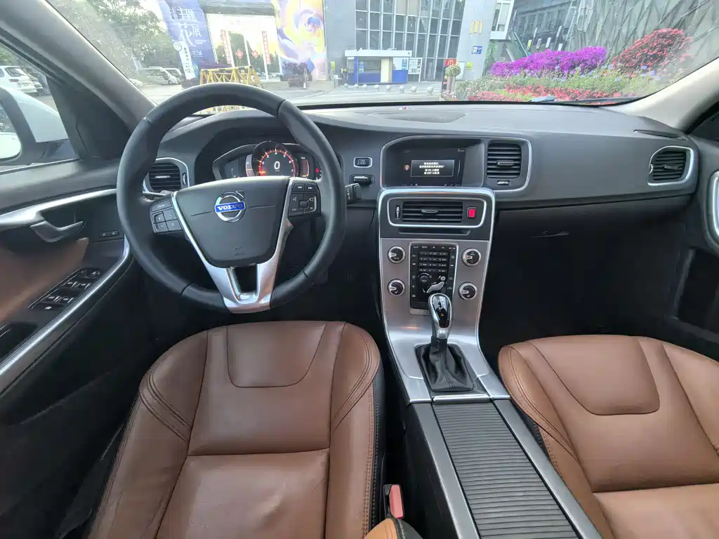 Volvo S60 2017 S60L T5