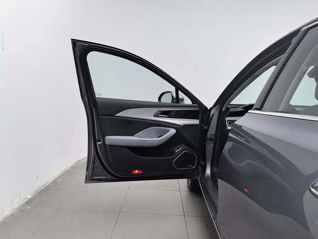 Hongqi Hongqi H5 PHEV — миниатюра 8