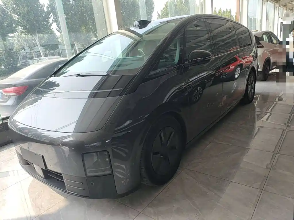 Li Auto Li MEGA