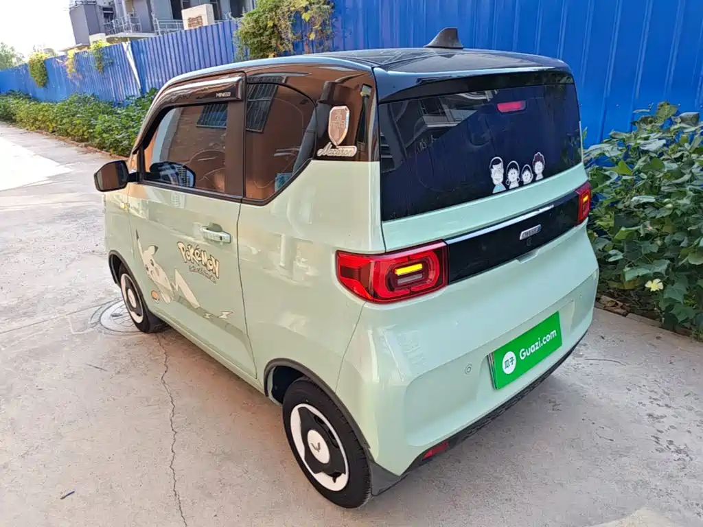 Wuling MINIEV — миниатюра 5