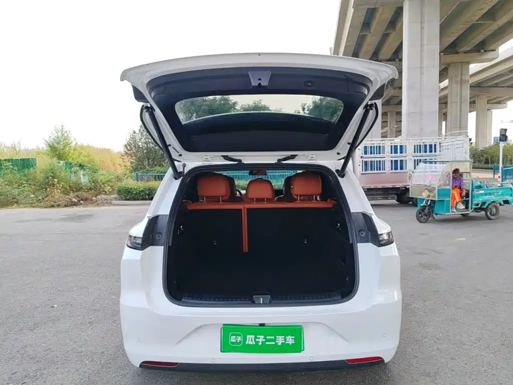 Li Auto Li L6 — миниатюра 19