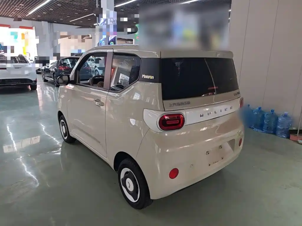 Wuling MINIEV — миниатюра 5
