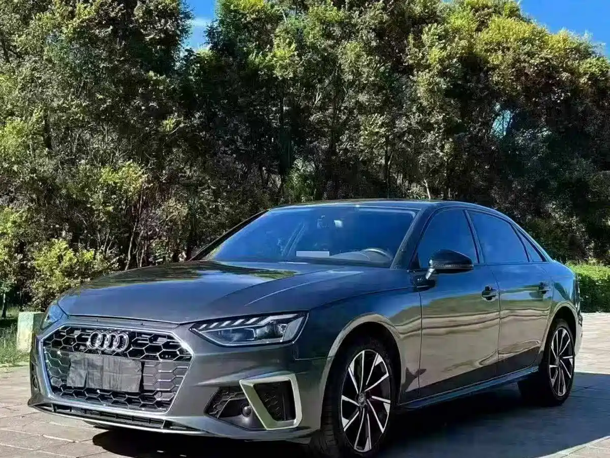奥迪A4L 2024款 40 TFSI 豪华动感型 2023