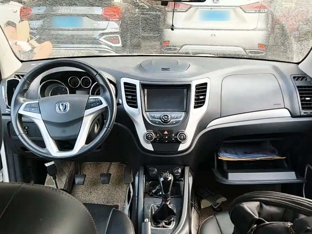 Changan CS35 — миниатюра 10