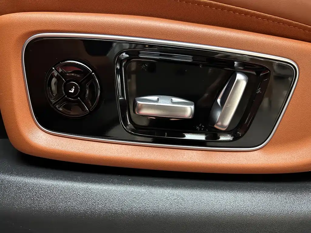 Li Auto Li L9 — миниатюра 20