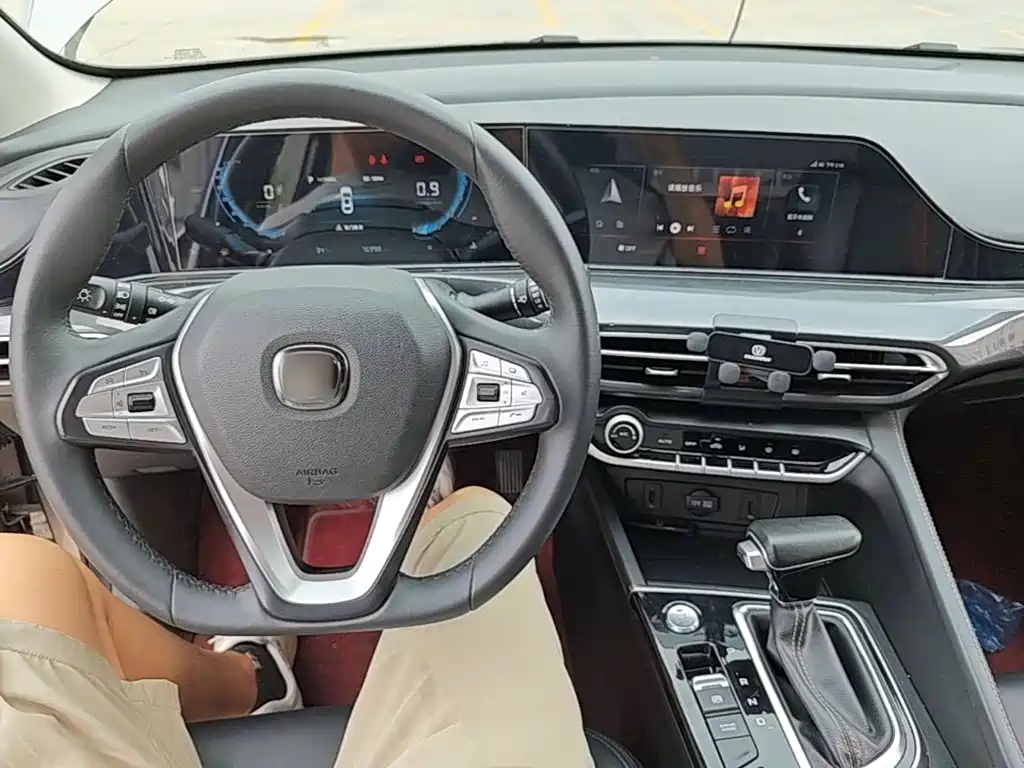 Changan Eado — миниатюра 10