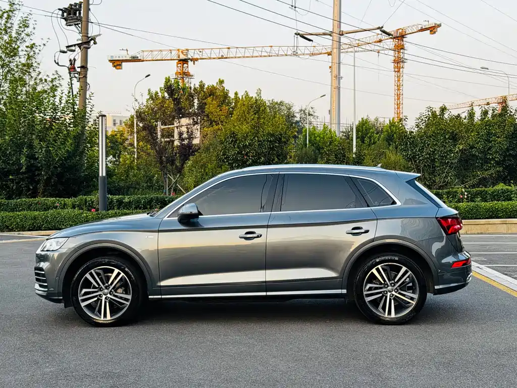 Audi Q5L — миниатюра 7