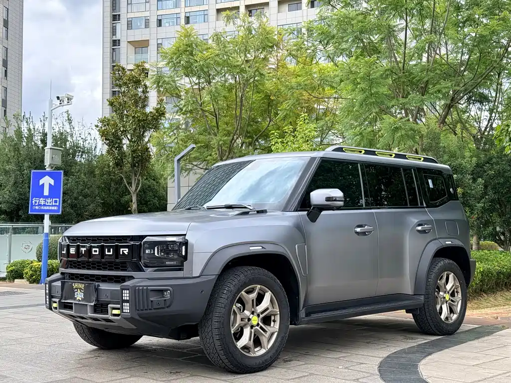 Jetour Traveller