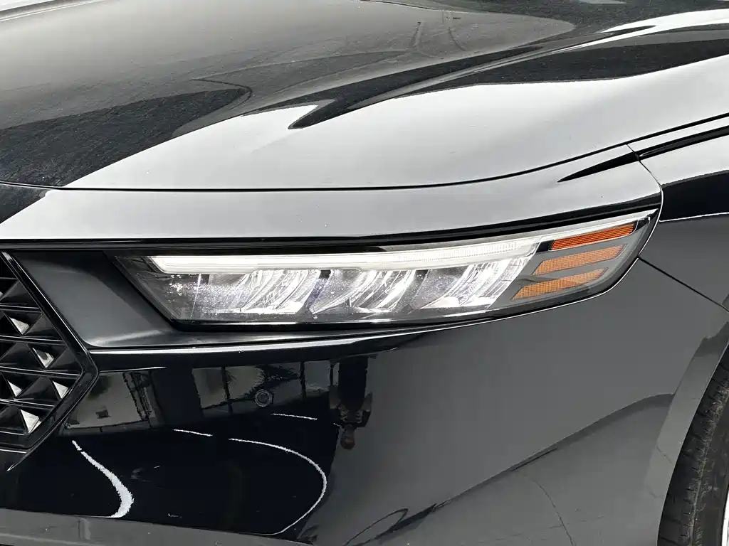 Honda Accord — миниатюра 18