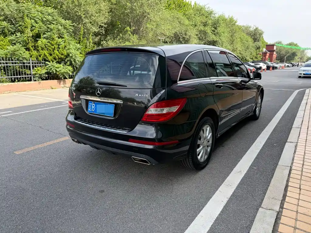 Mercedes-Benz R-Class — миниатюра 12