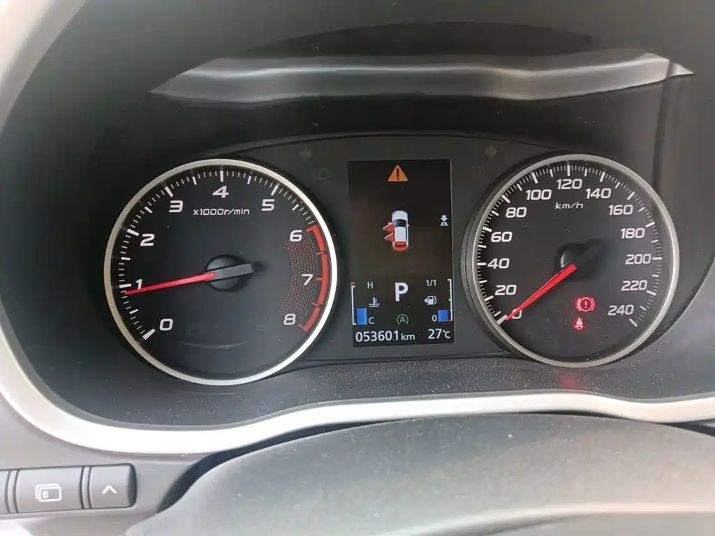 Mitsubishi Eclipse Cross — миниатюра 7