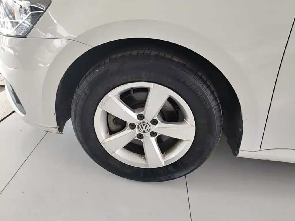 Volkswagen Lavida — миниатюра 23