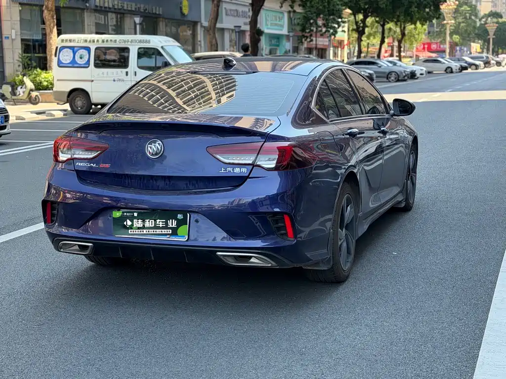 Buick Regal — миниатюра 9