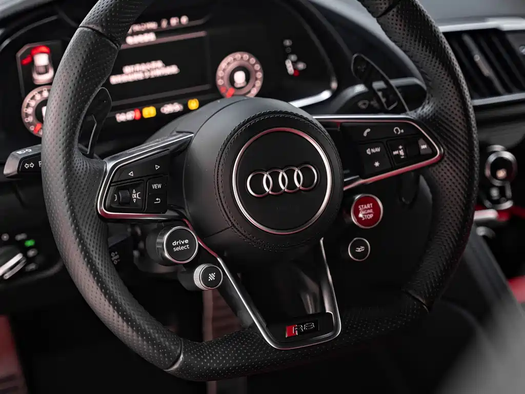 Audi R8 — миниатюра 16