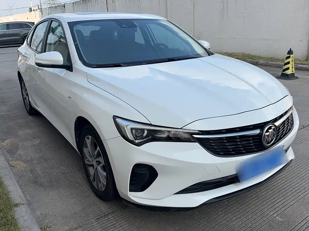 Buick Verano — миниатюра 5