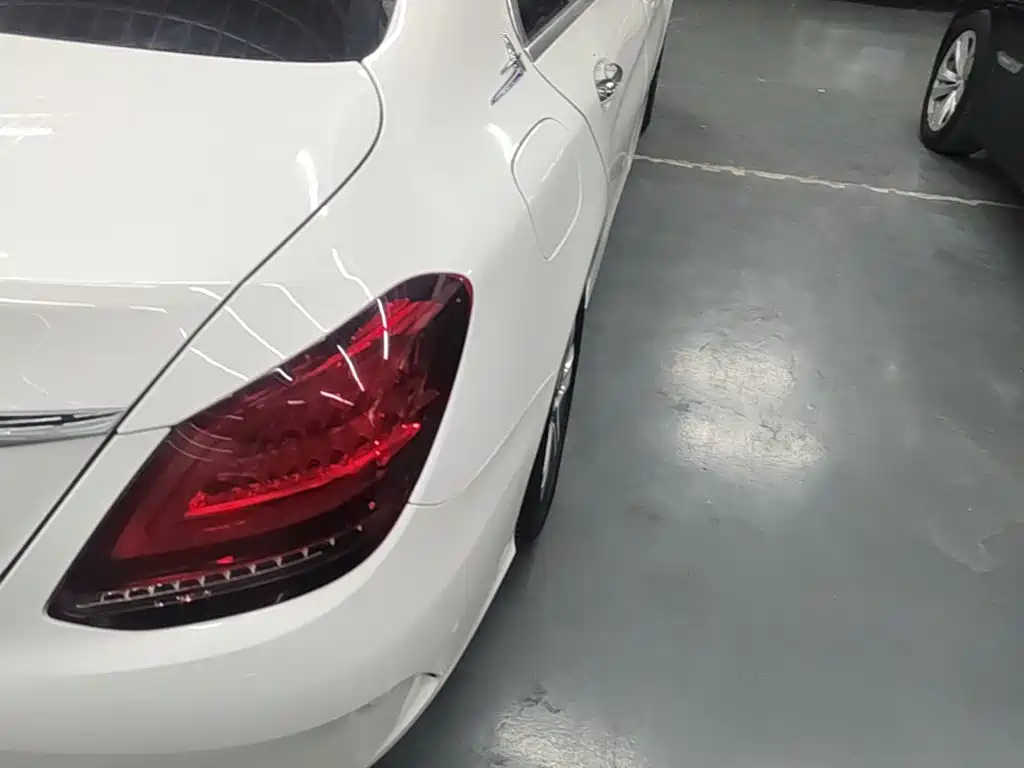 Mercedes-Benz C-Class — миниатюра 8