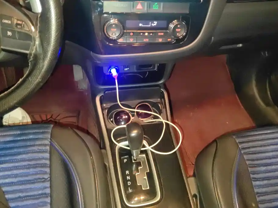 Mitsubishi Outlander — миниатюра 16