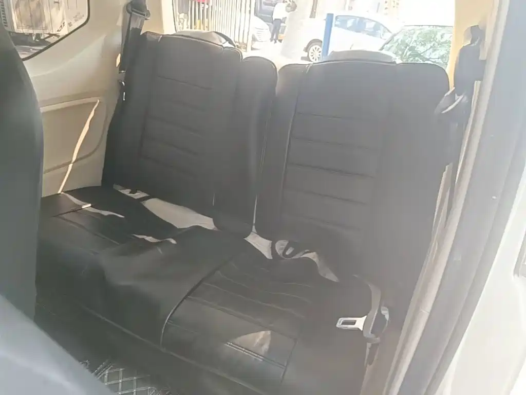 Wuling MINIEV — миниатюра 17