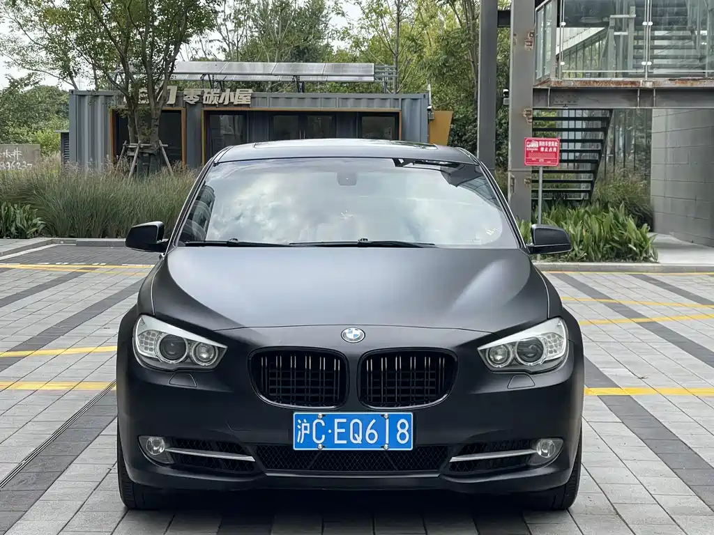 BMW 5 Series GT — миниатюра 2