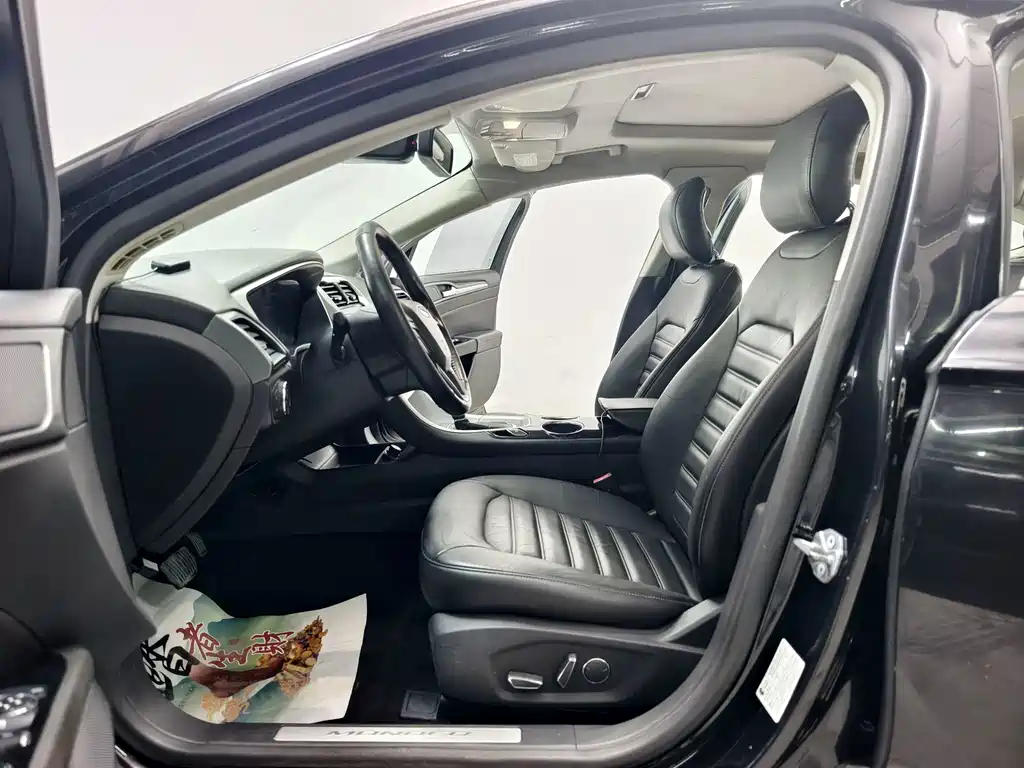 Ford Mondeo — миниатюра 11