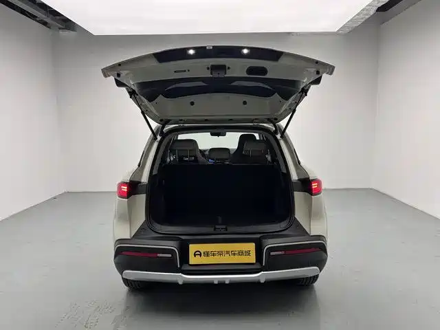 BYD Yuan UP — миниатюра 12