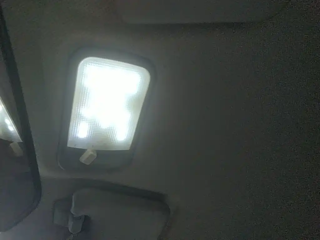 Wuling MINIEV — миниатюра 18
