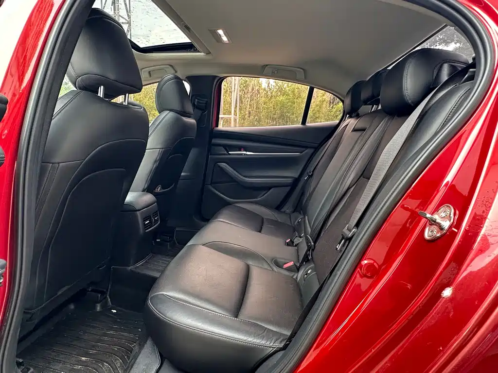 Mazda 3 Axela — миниатюра 6