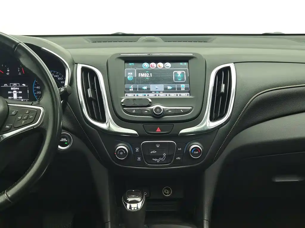 Chevrolet Equinox — миниатюра 12