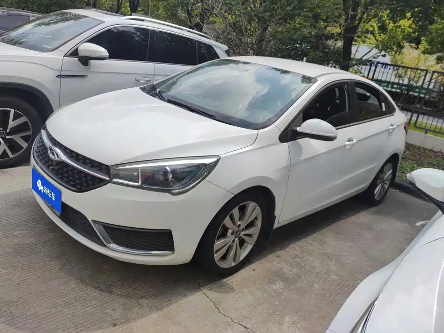 Chery Arrizo 5