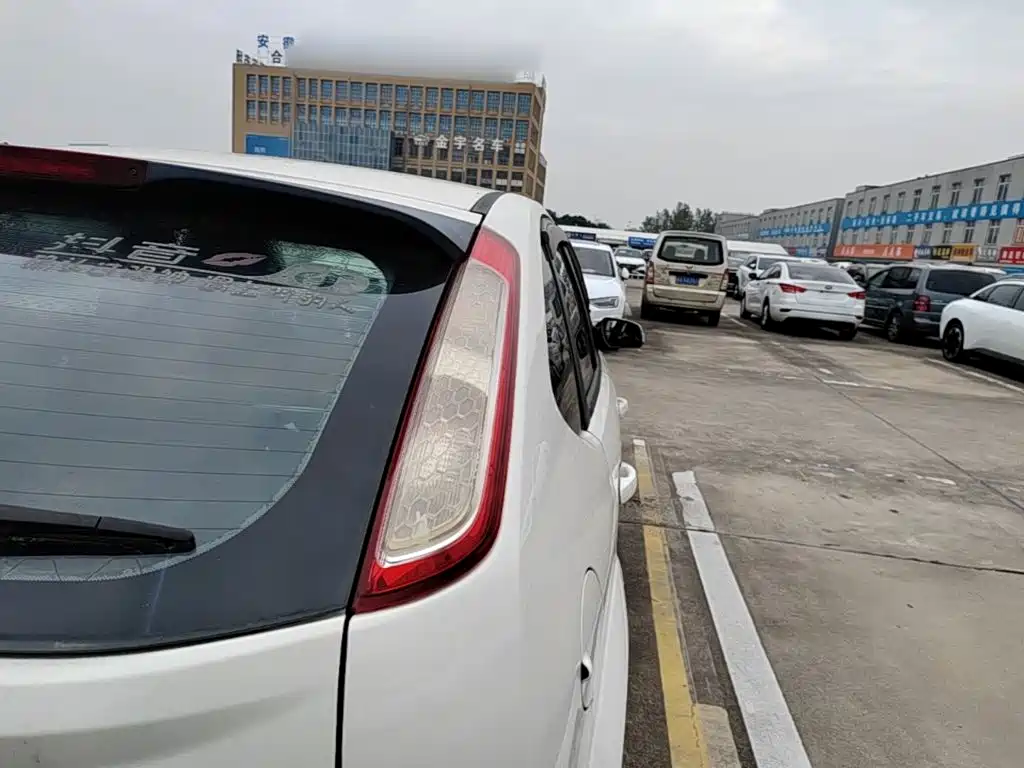 Ford Focus — миниатюра 8