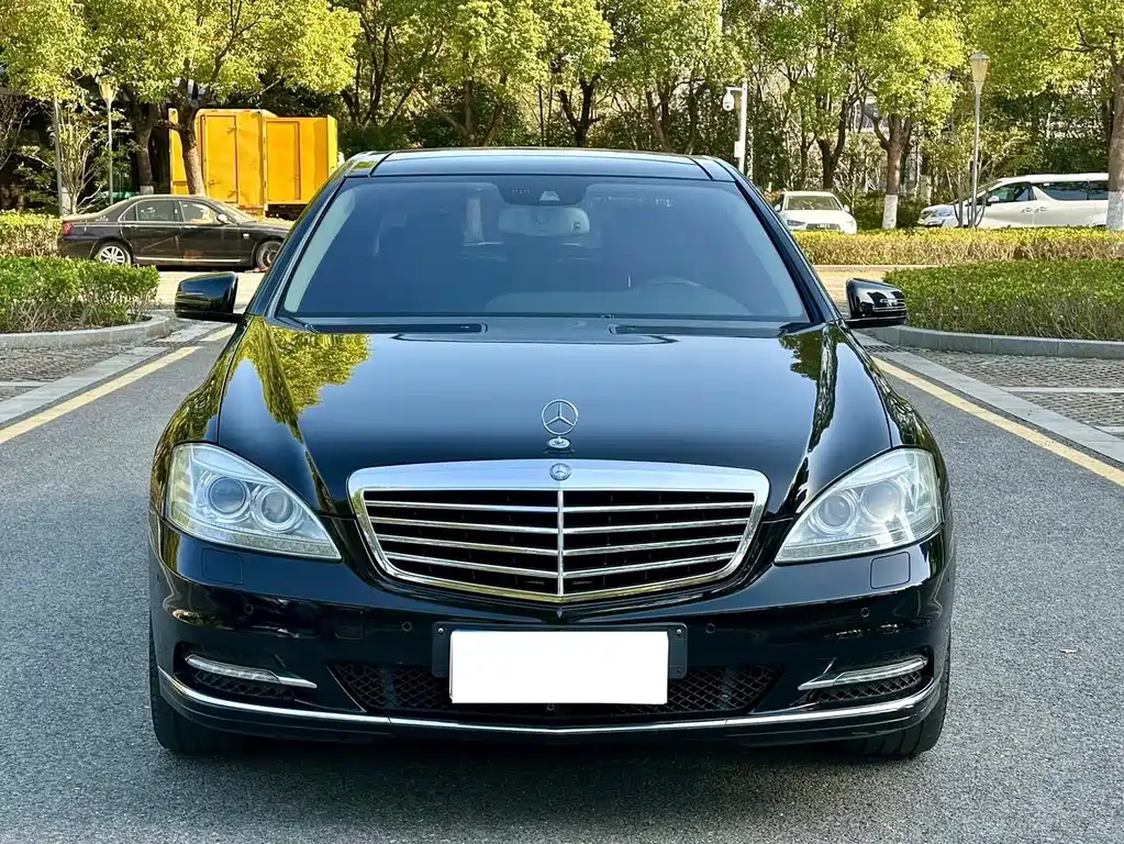 Mercedes-Benz S-Class — миниатюра 2