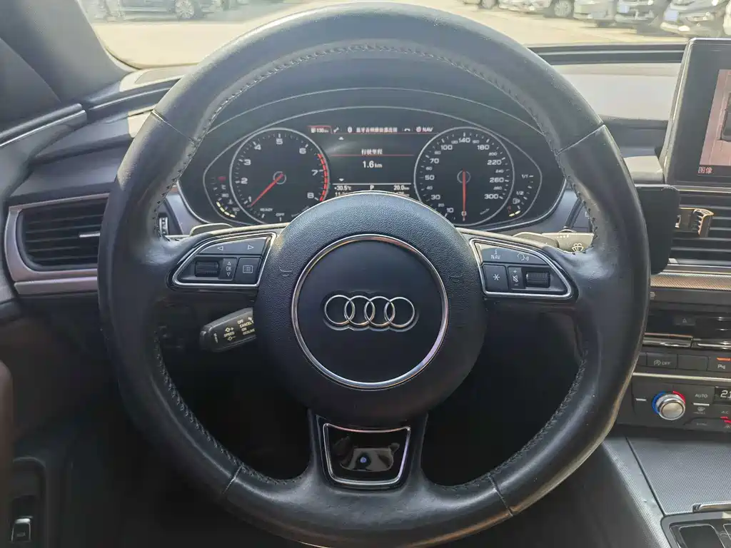 Audi A6L — миниатюра 15
