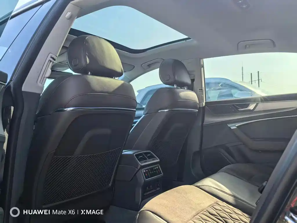 Audi A7L — миниатюра 6