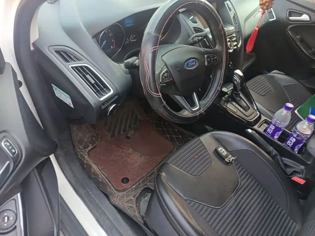 Ford Focus — миниатюра 17