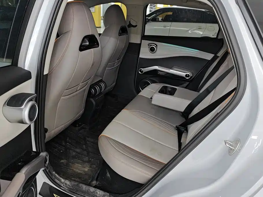 BYD Yuan Plus — миниатюра 11
