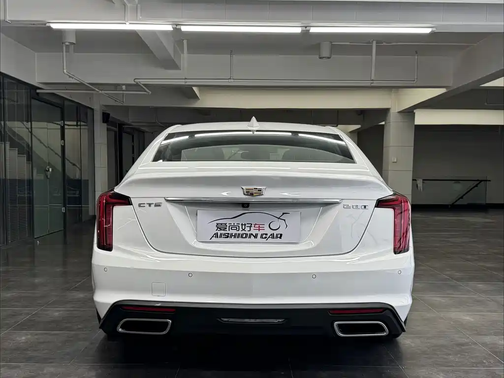 Cadillac CT5 — миниатюра 6