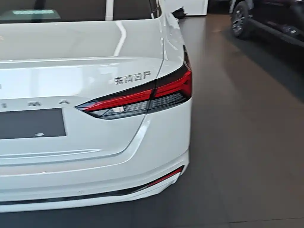 Nissan Teana — миниатюра 8