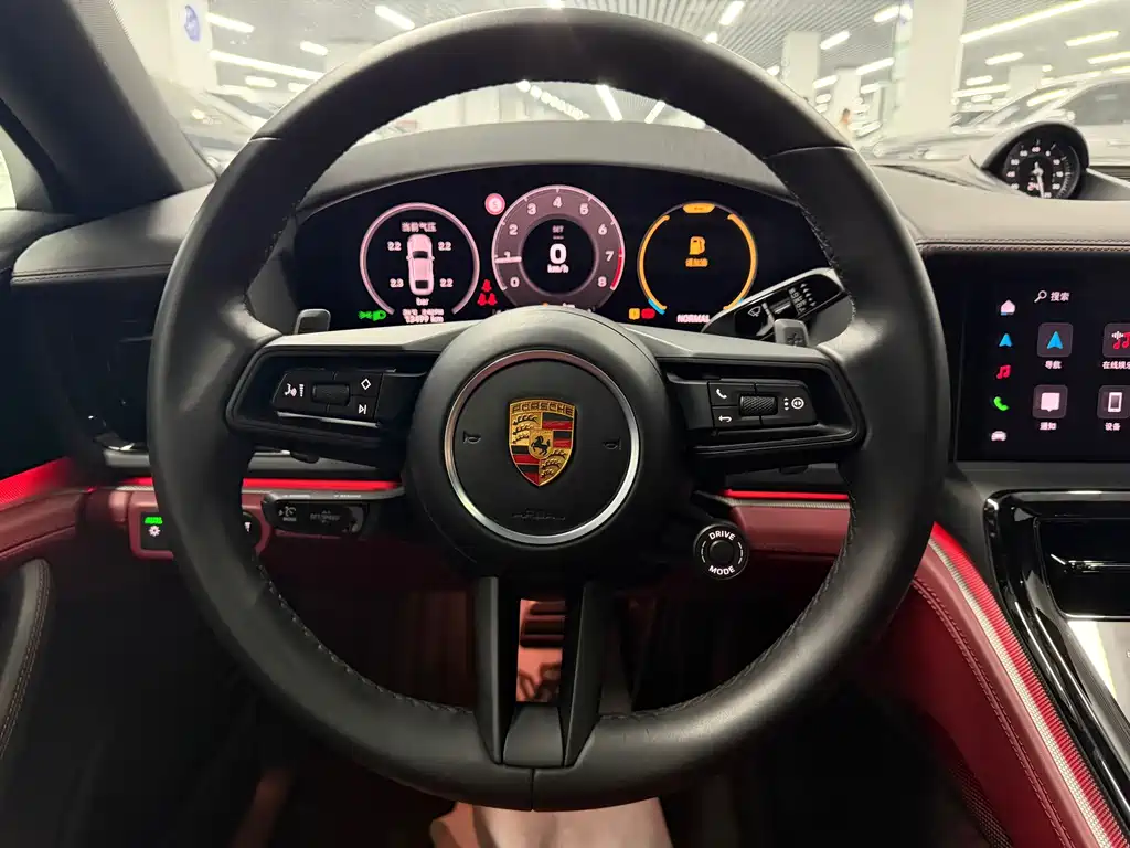 Porsche Panamera — миниатюра 8