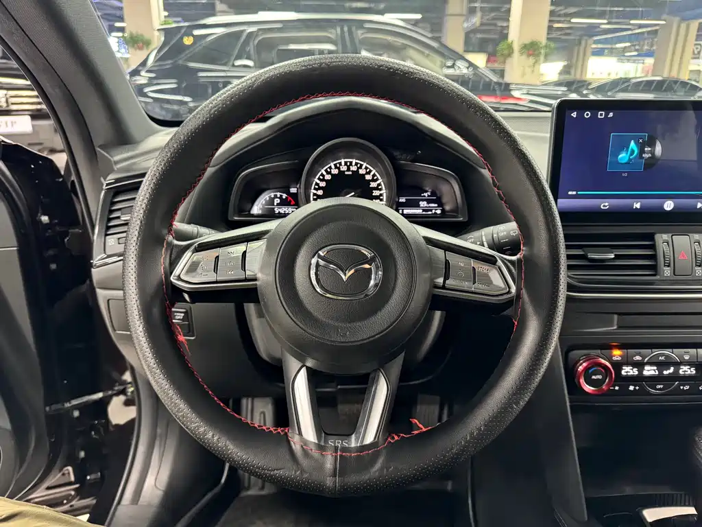 MAZDA CX 4