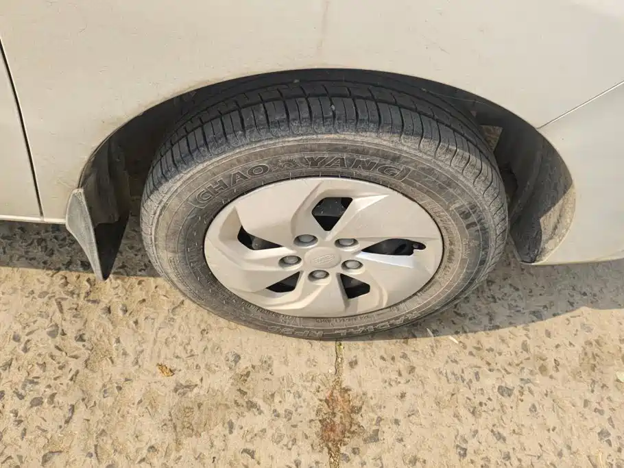 JAC Refine Refine M3 — миниатюра 6