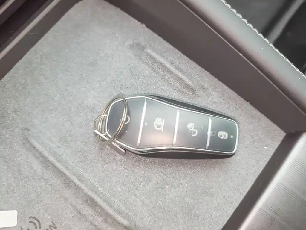 BYD Seals 06 DM-i версия для путешествий — миниатюра 9