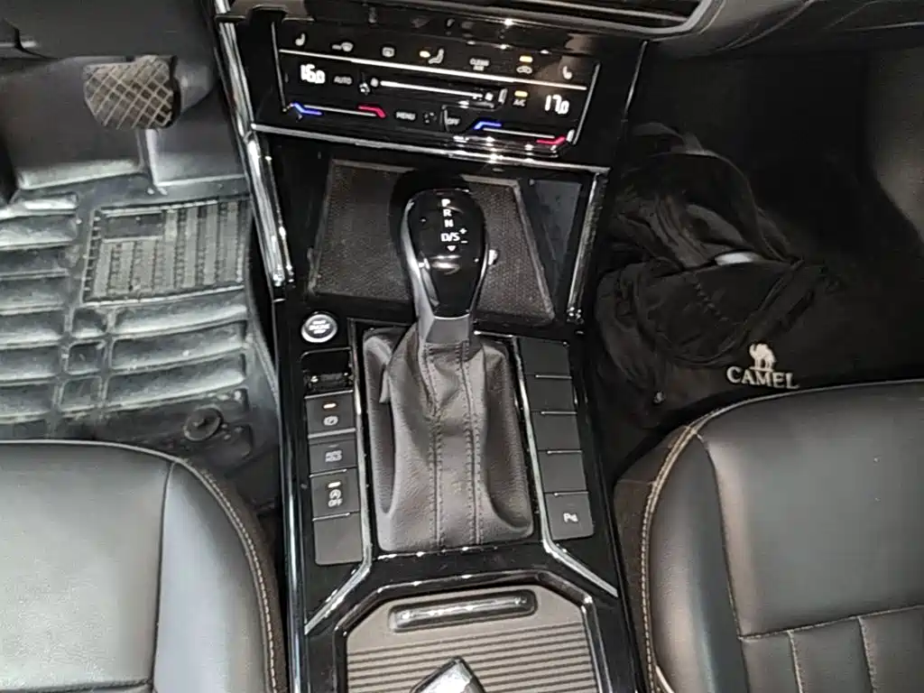 Volkswagen Passat — миниатюра 14