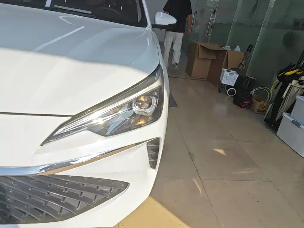 Roewe i5 — миниатюра 24