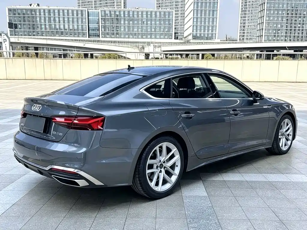 Audi A5 (Import) — миниатюра 8