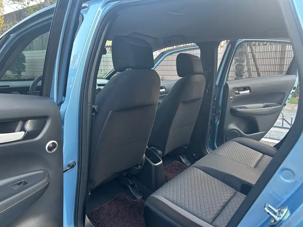 Honda Fit — миниатюра 6