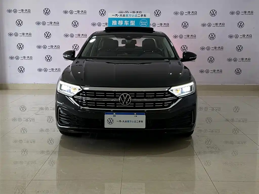 Volkswagen Sagitar — миниатюра 2