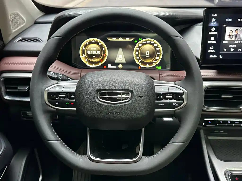 Geely Haoyue — миниатюра 12