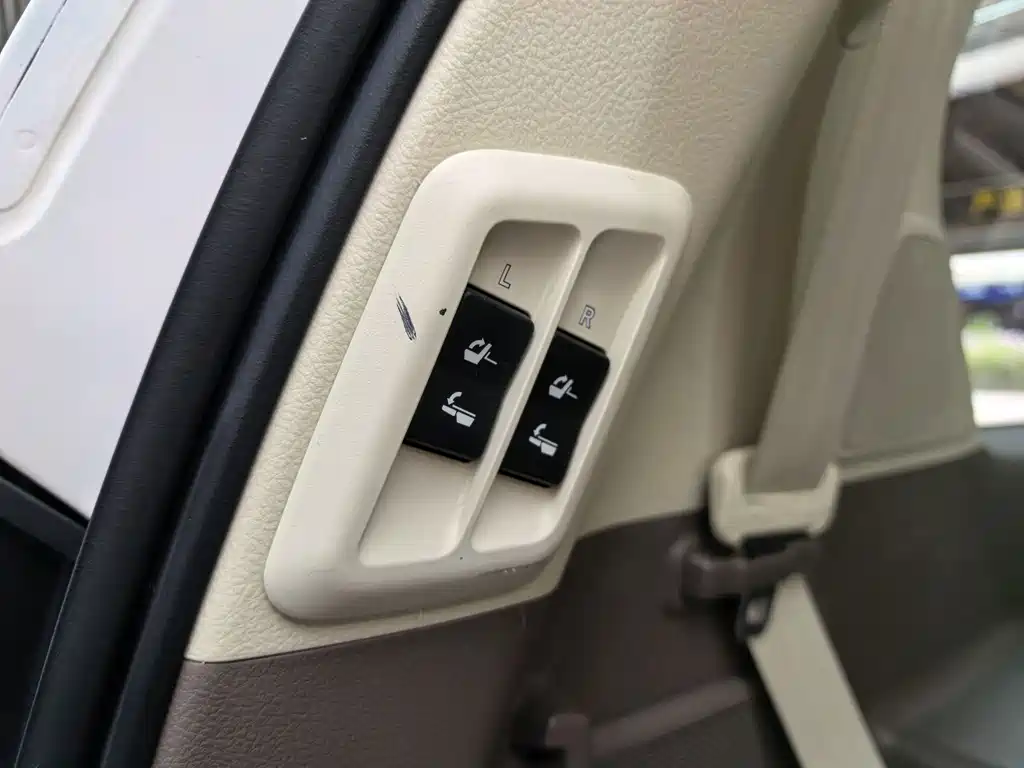 Lexus GX — миниатюра 22