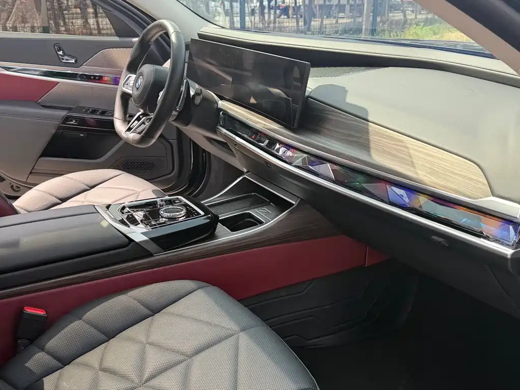 BMW 7 Series 7 2023 735Li M Sport